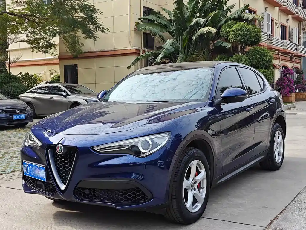 Alfa Romeo Stelvio 2018