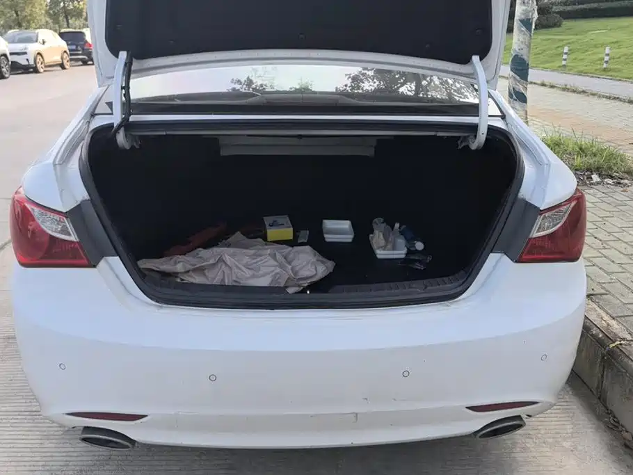 Hyundai Sonata — миниатюра 4