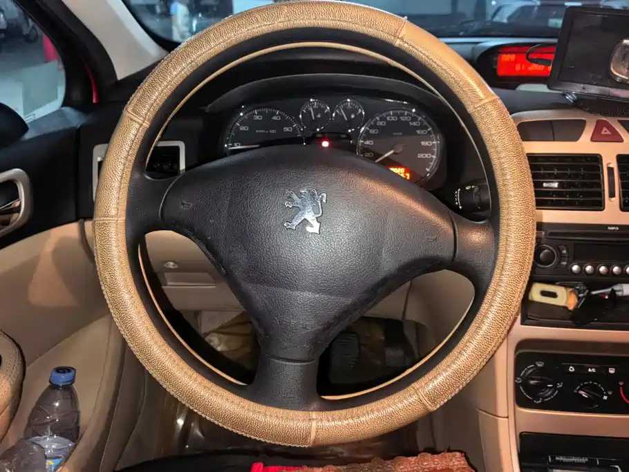 Peugeot 307 Sedan 1.6L Manual Comfort Version, фото 15