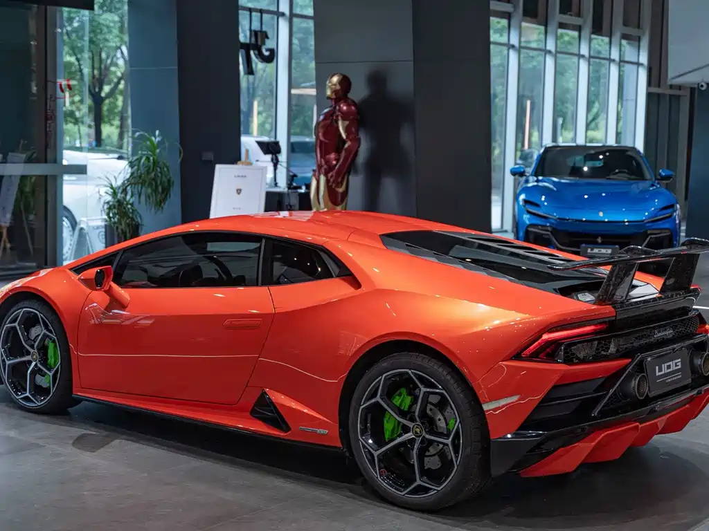 LAMBORGHINI HURACÁN