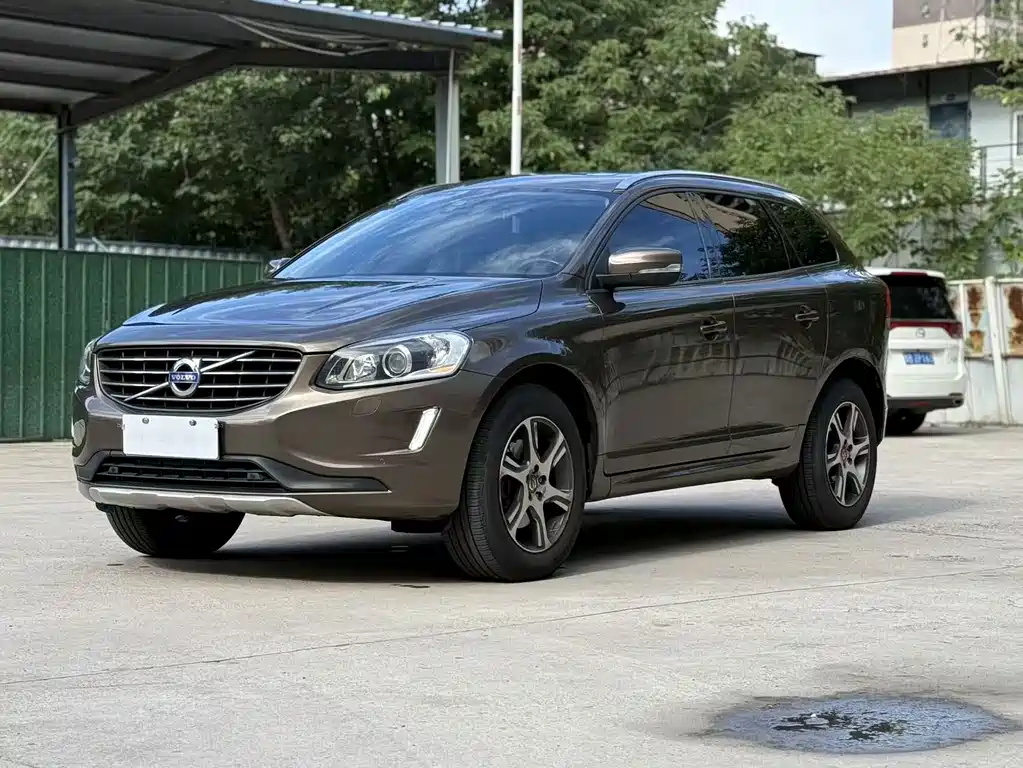 Volvo XC60 (Import)
