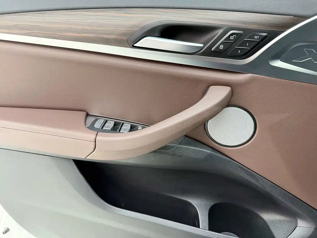 BMW X3 — миниатюра 16