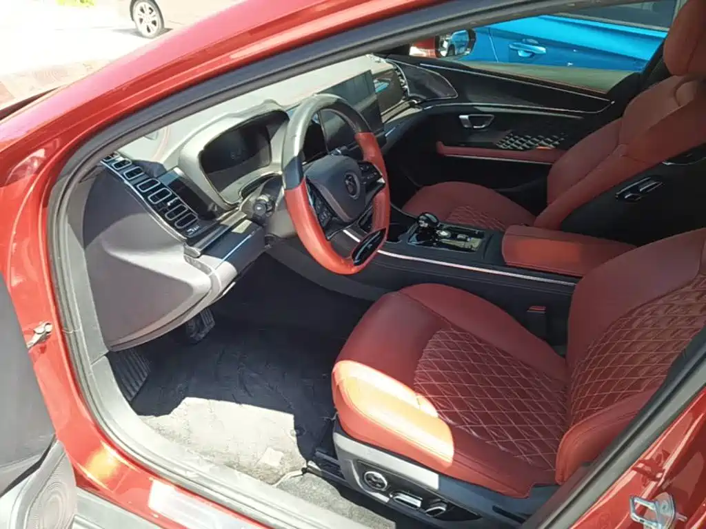 BYD Han — миниатюра 16
