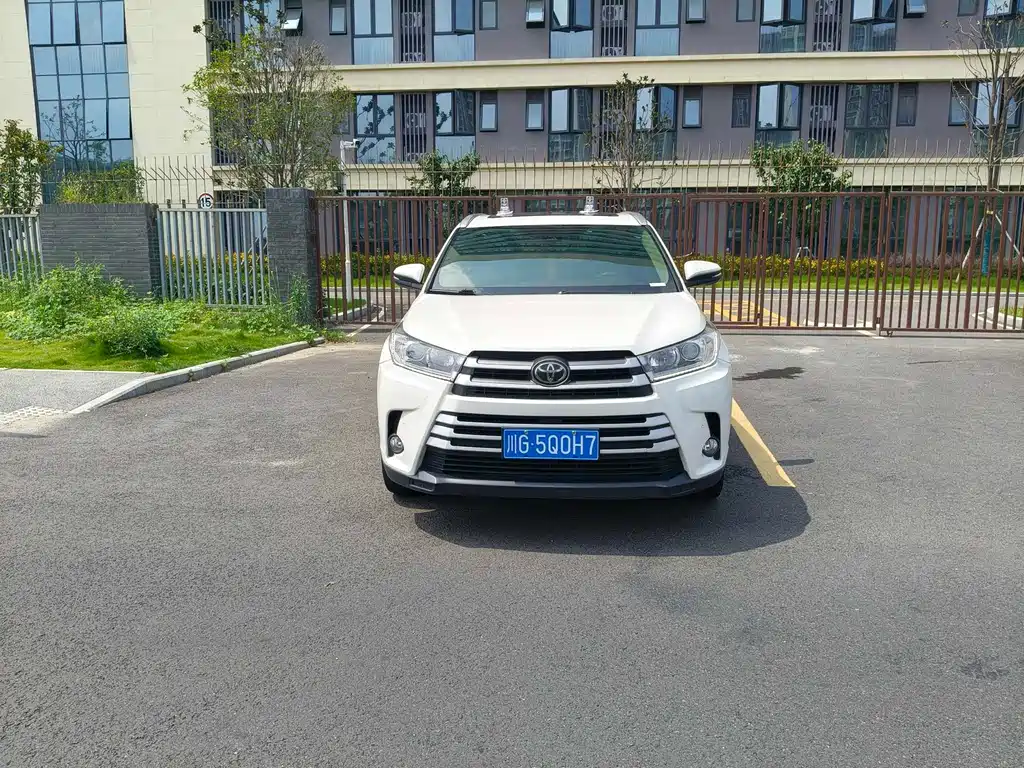 Toyota Highlander — миниатюра 2