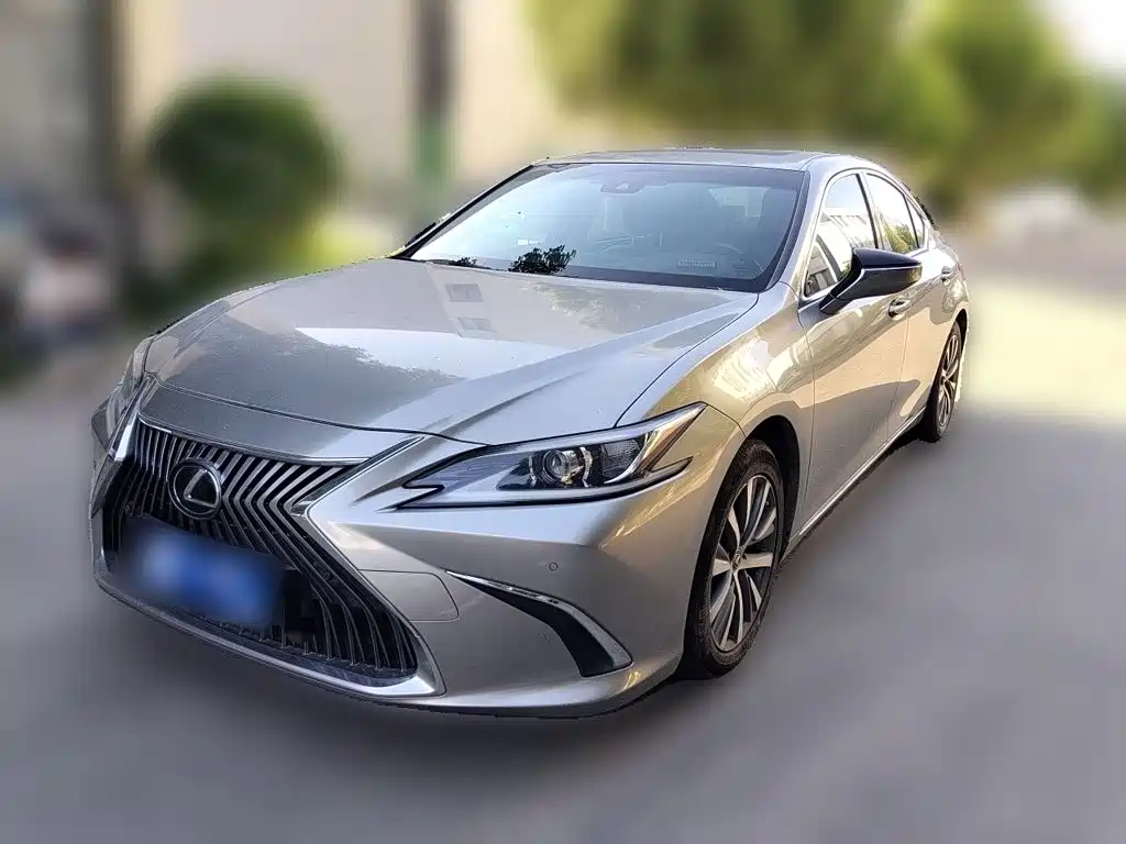 Lexus ES — миниатюра 2