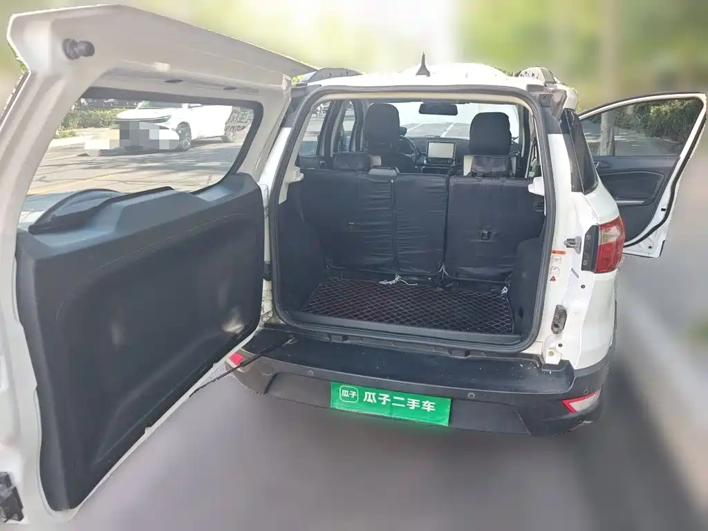 Ford Ecosport — миниатюра 10