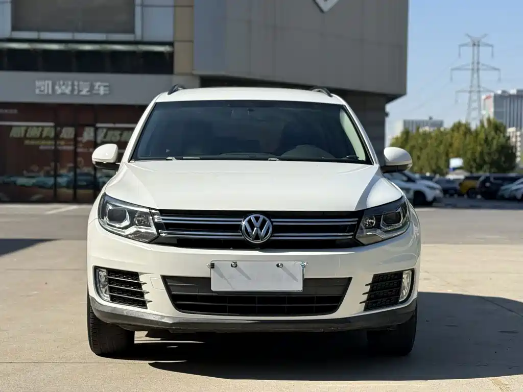 Volkswagen Tiguan — миниатюра 2