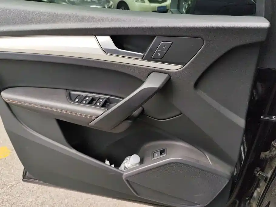 Audi Q5L — миниатюра 7