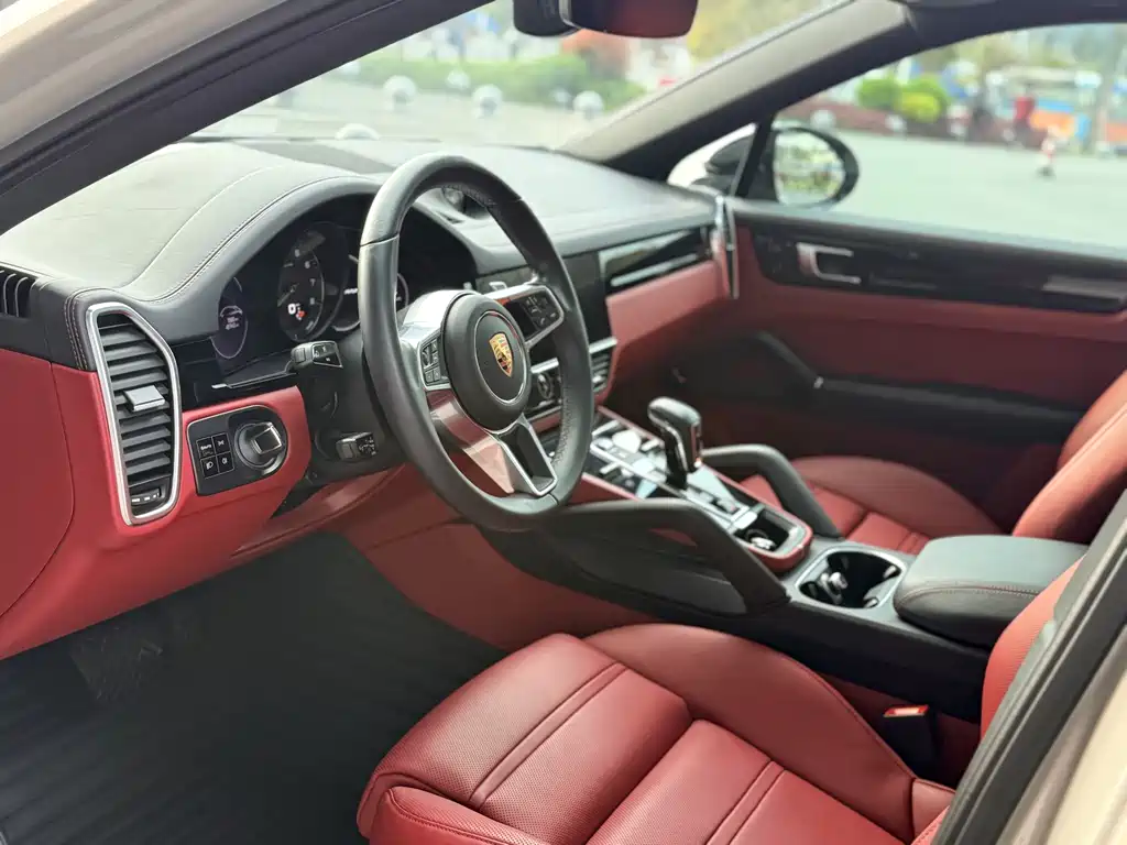 PORSCHE CAYENNE NEW ENERGY