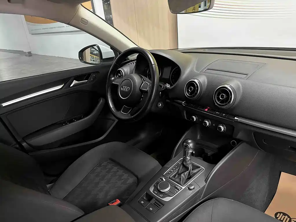 Audi A3 — миниатюра 10