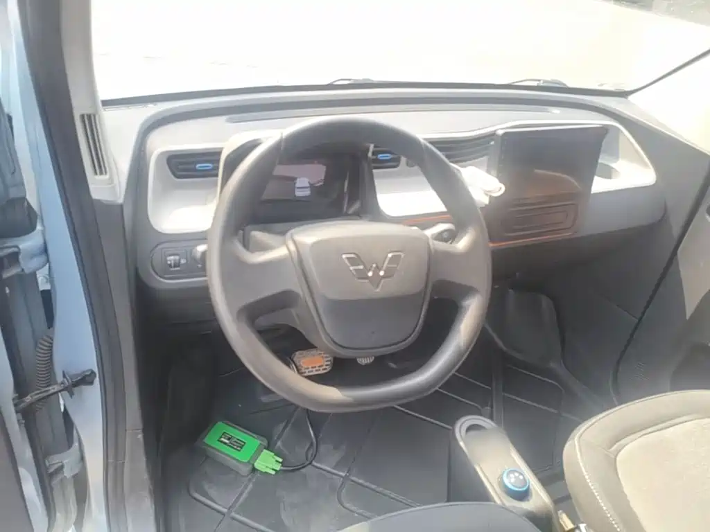 Wuling MINIEV — миниатюра 11