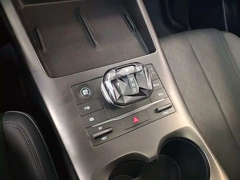 BYD Qin PLUS — миниатюра 10