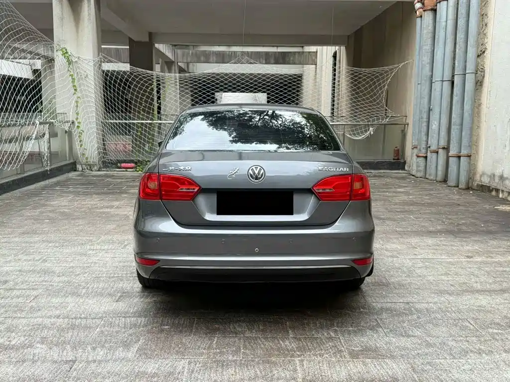 Volkswagen Sagitar — миниатюра 3