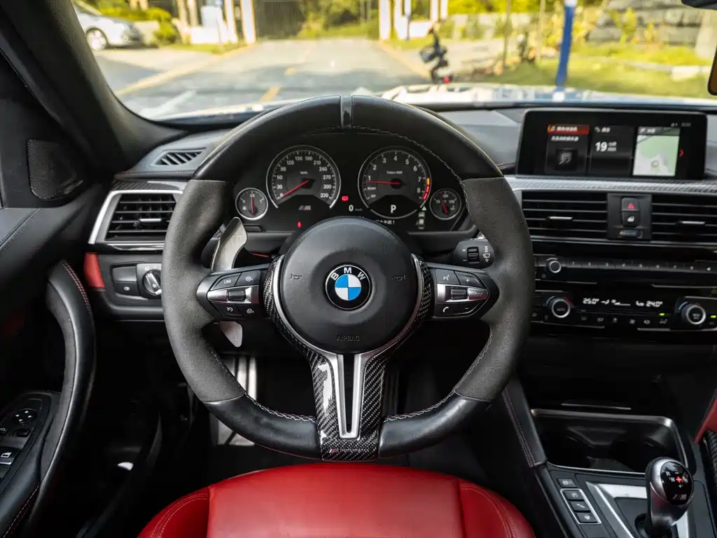 BMW M3 — миниатюра 22