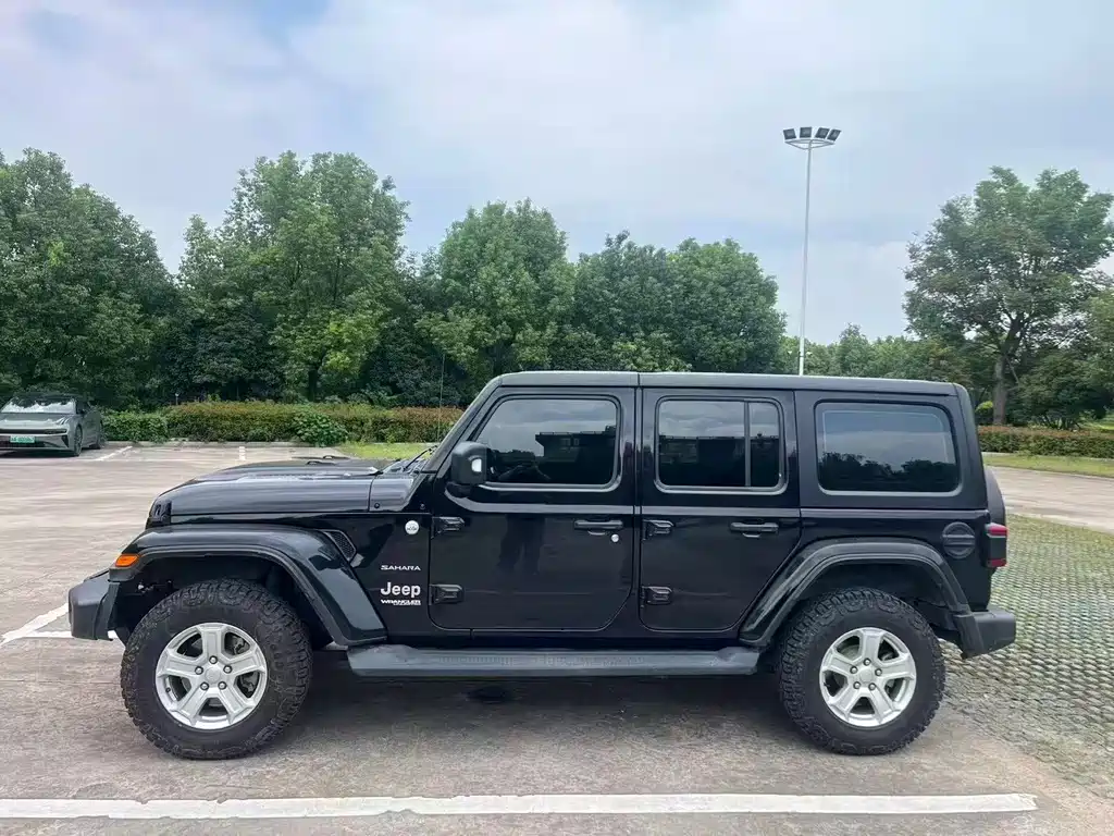 Jeep Wrangler — миниатюра 3
