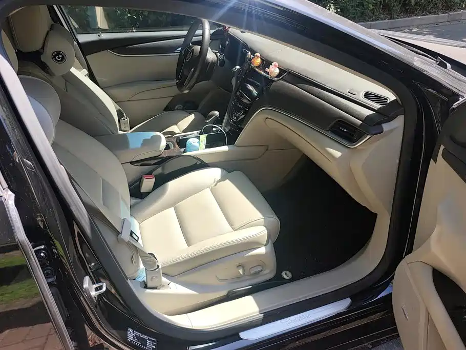 Cadillac XTS — миниатюра 8