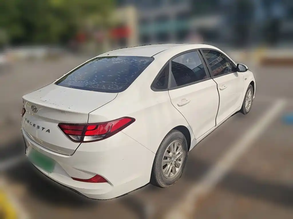 Hyundai Elantra — миниатюра 4