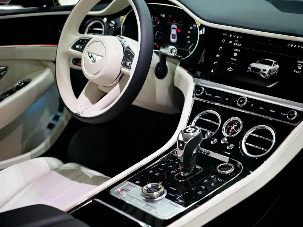 Bentley Continental PHEV — миниатюра 12