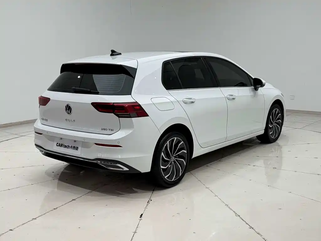 Volkswagen Golf — миниатюра 25