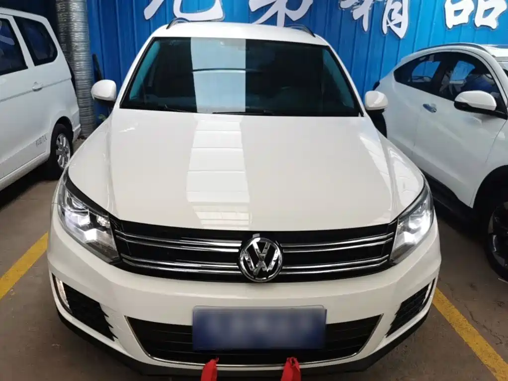 Volkswagen Tiguan 2015 1.8TSI AT Comfort