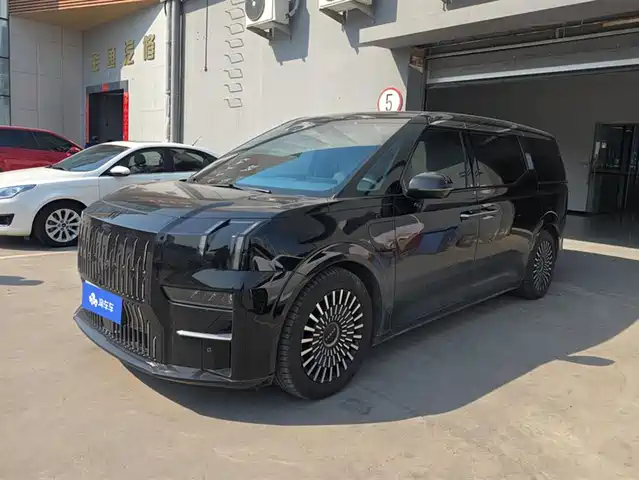 ZEEKR EXTREME KRYPTON 009 2023