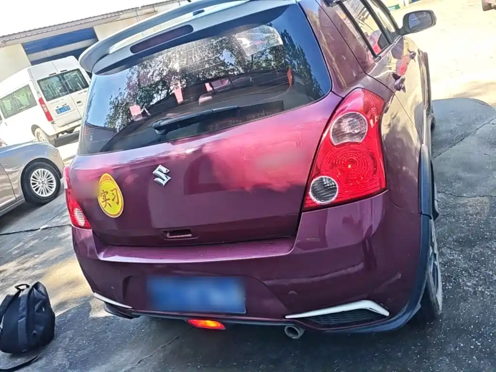 Suzuki Swift — миниатюра 6