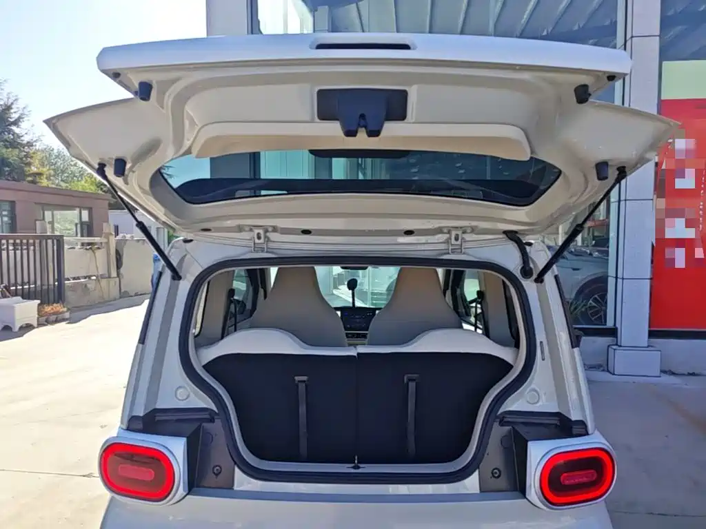 Wuling MINIEV — миниатюра 19