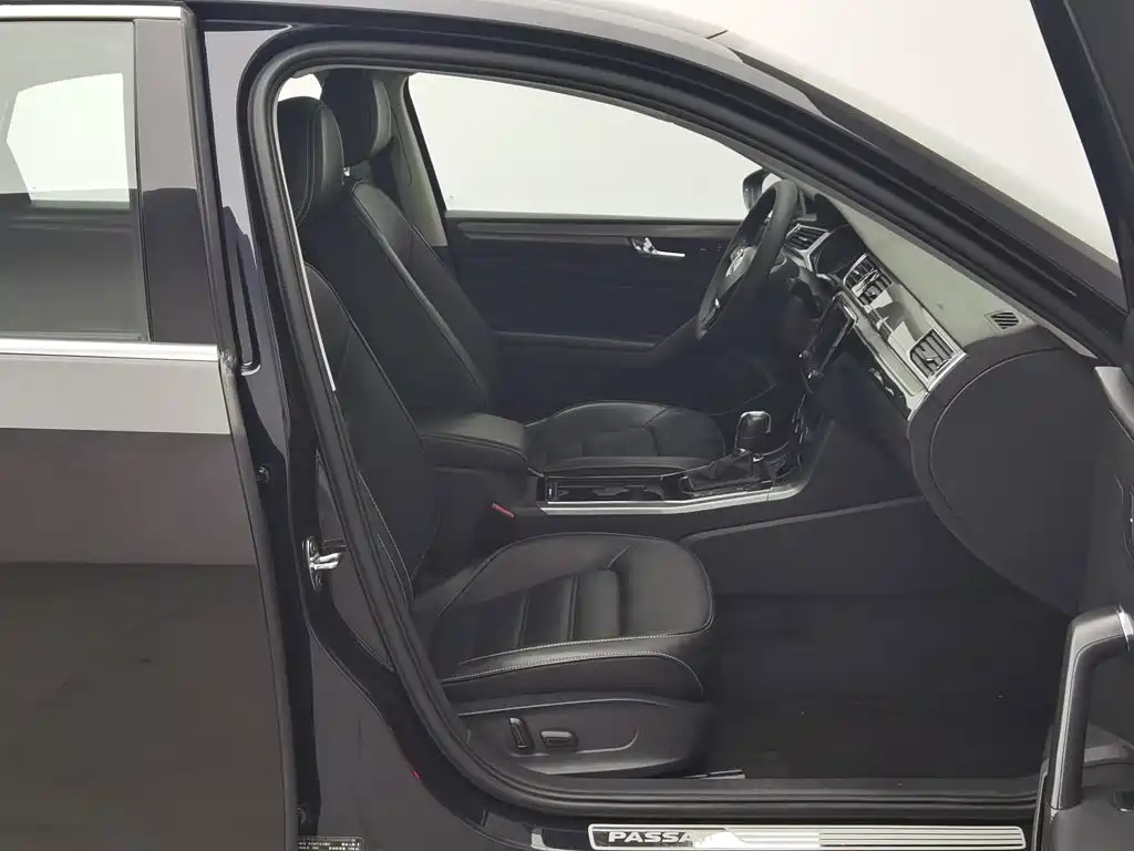 Volkswagen Passat — миниатюра 23