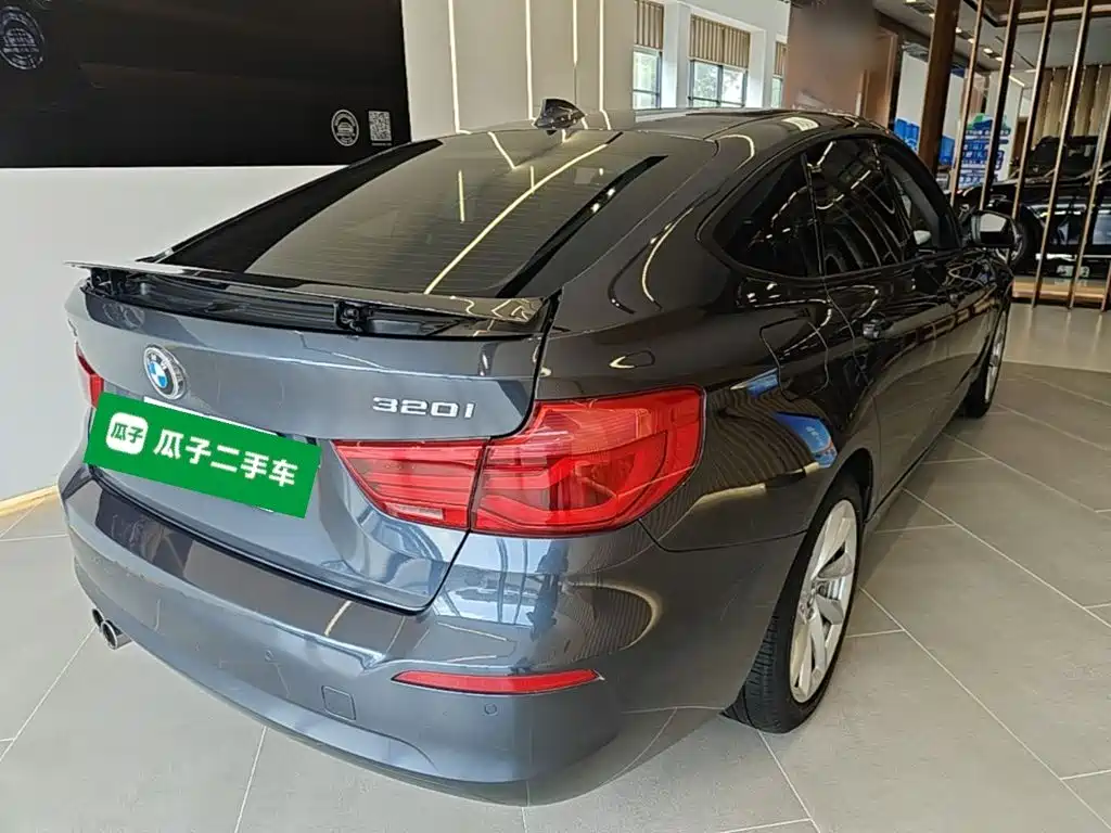 BMW 3 Series GT — миниатюра 7