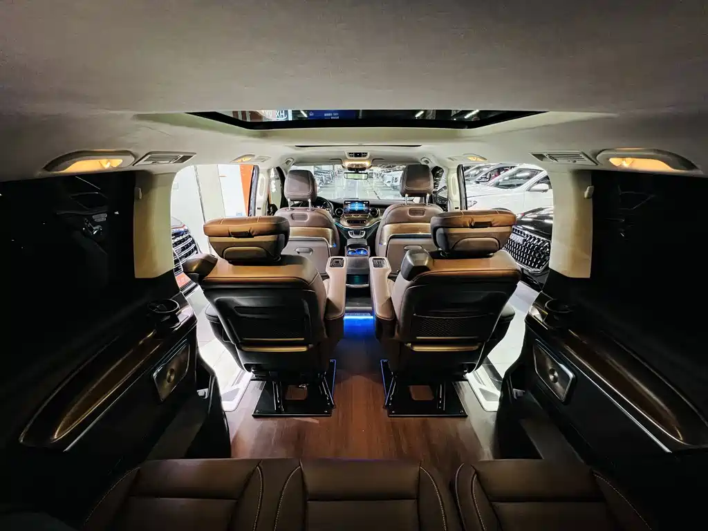 MERCEDES-BENZ V CLASS