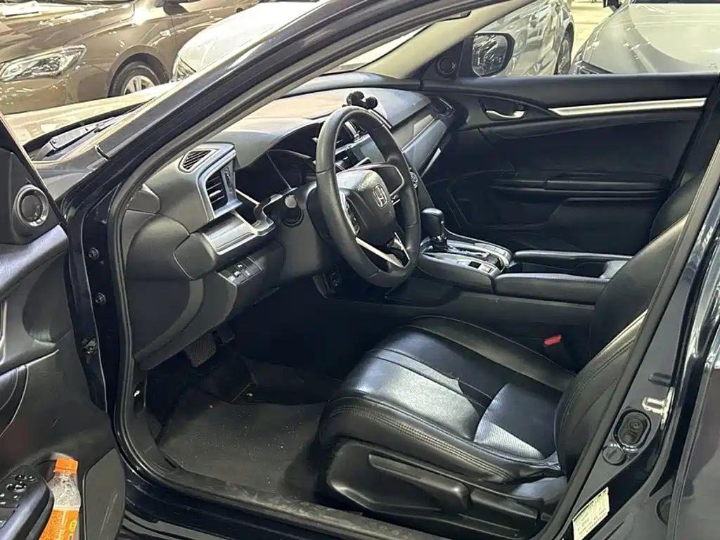 Honda Civic — миниатюра 23