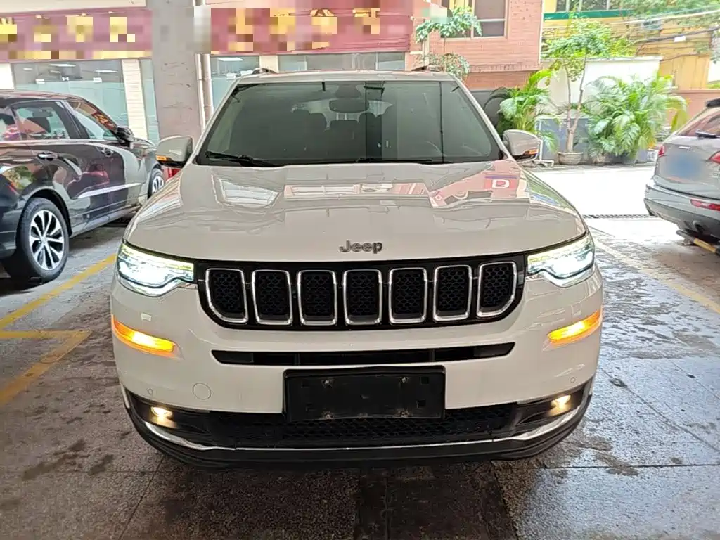 Jeep Grand Commander — миниатюра 3