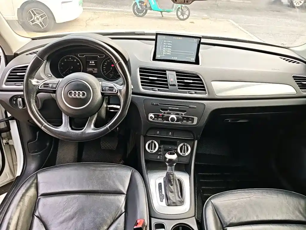 Audi Q3 — миниатюра 10