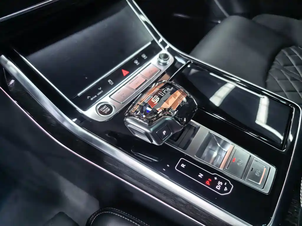 Audi Q8 — миниатюра 5