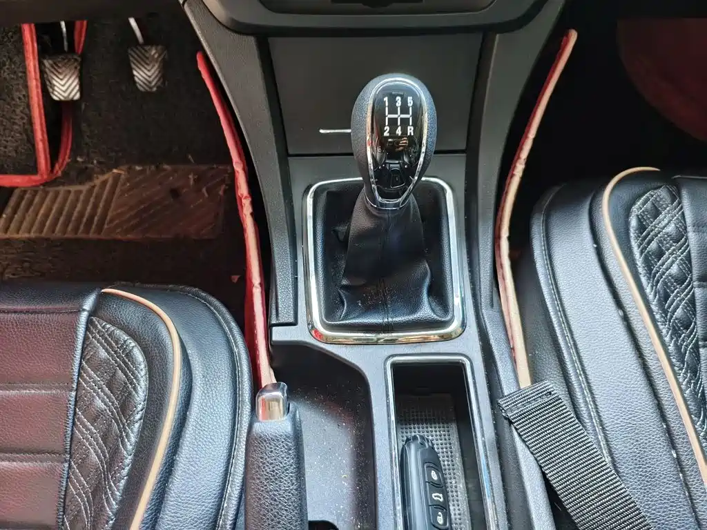 Geely Emgrand — миниатюра 14