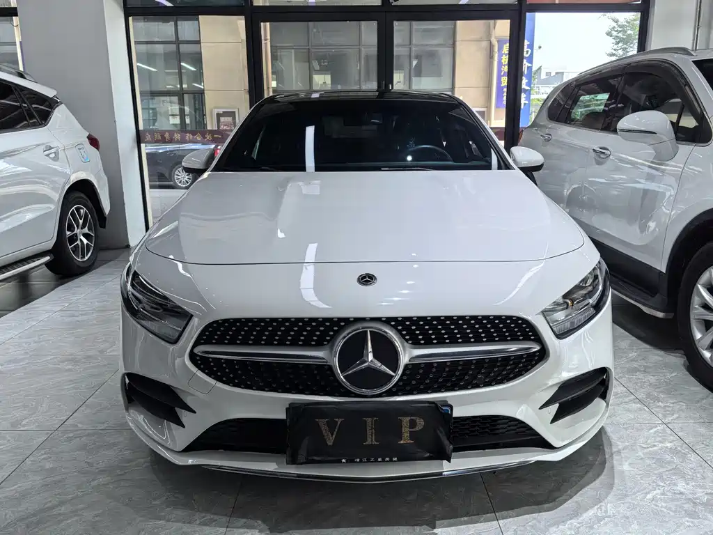 Mercedes-Benz A-Class — миниатюра 2