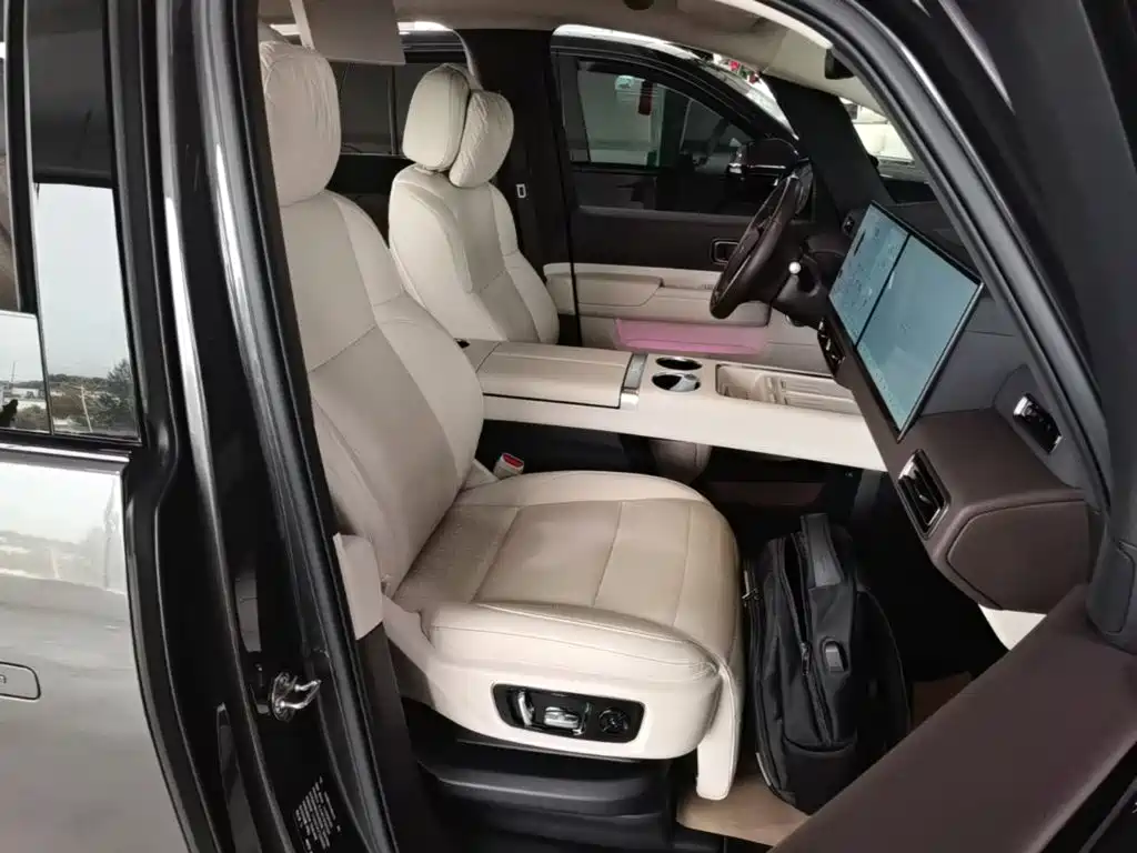Li Auto Li MEGA — миниатюра 25