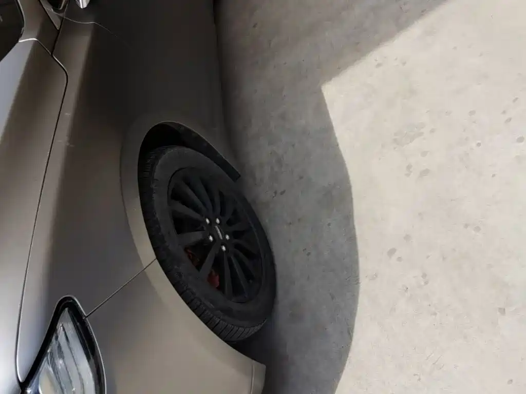 Lincoln MKZ — миниатюра 23