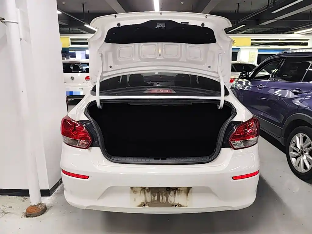 Kia Huanchi — миниатюра 19