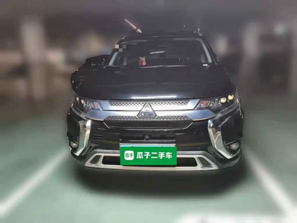Mitsubishi Outlander — миниатюра 23