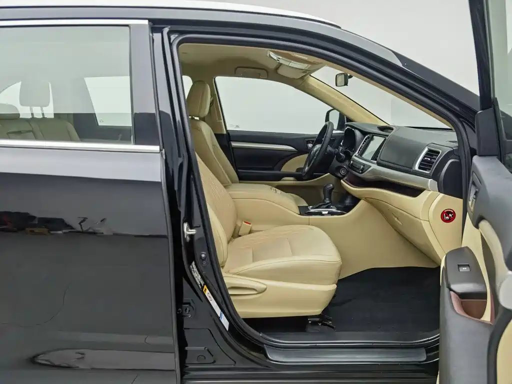 Toyota Highlander — миниатюра 23