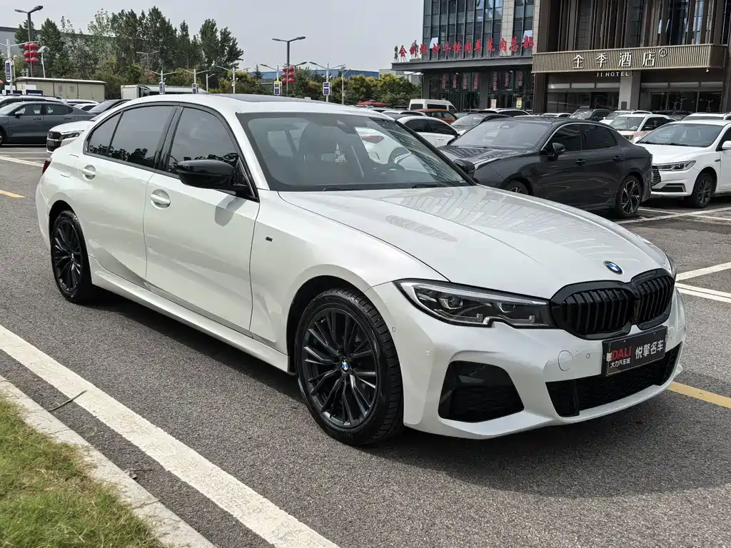 BMW 3 Series — миниатюра 3
