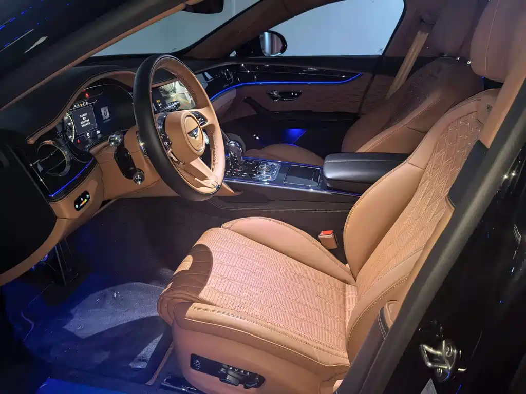 Bentley Flying Spur 2024 4.0T V8