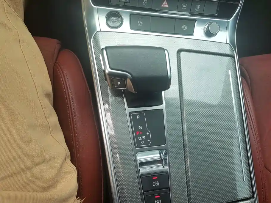 Audi A6L — миниатюра 16