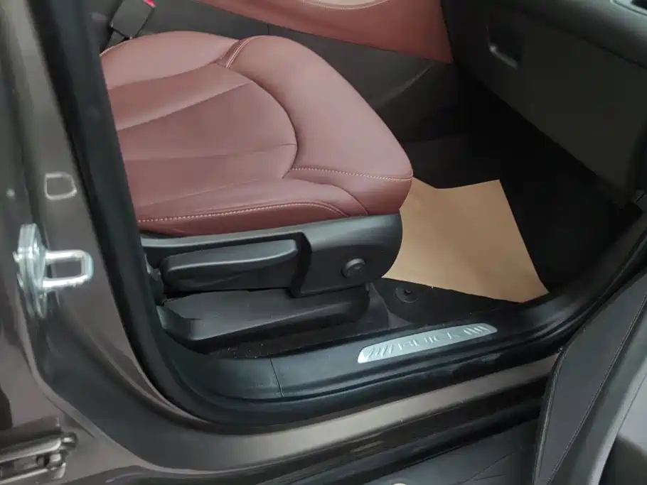 Buick Envision Plus — миниатюра 8