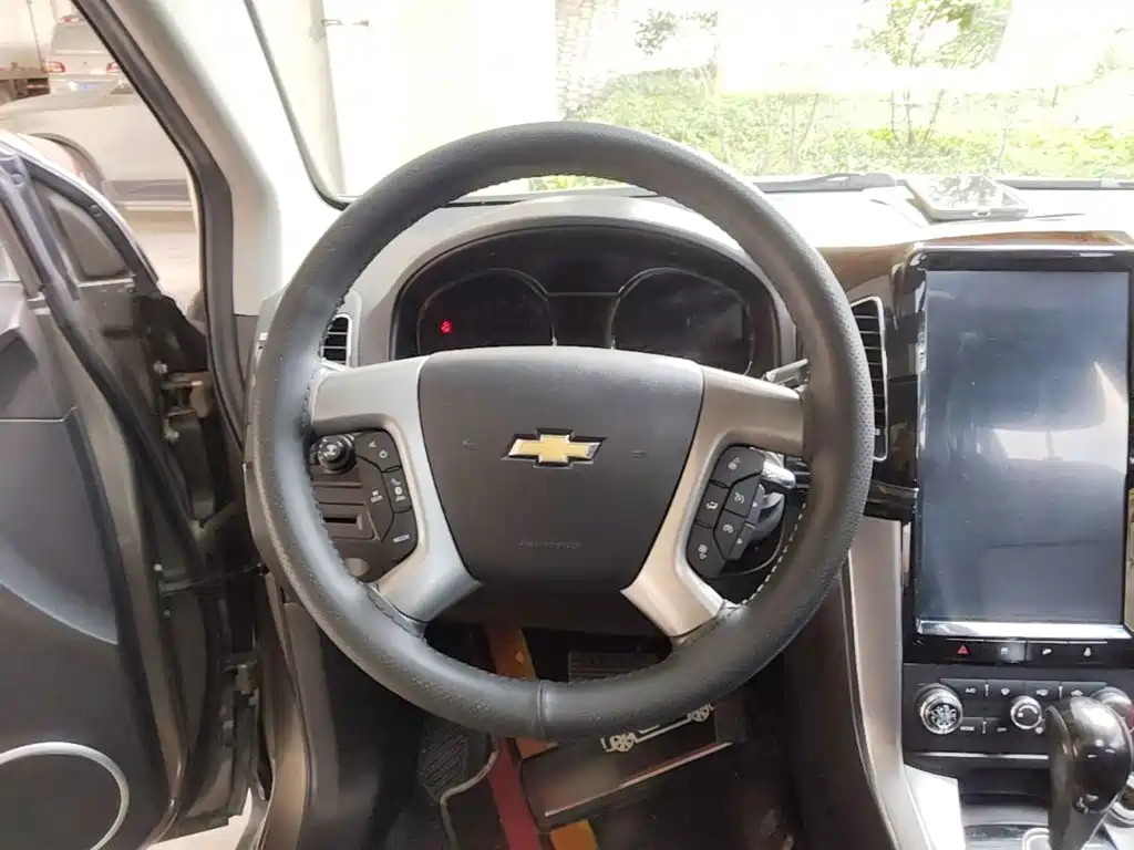 Chevrolet Captiva — миниатюра 11