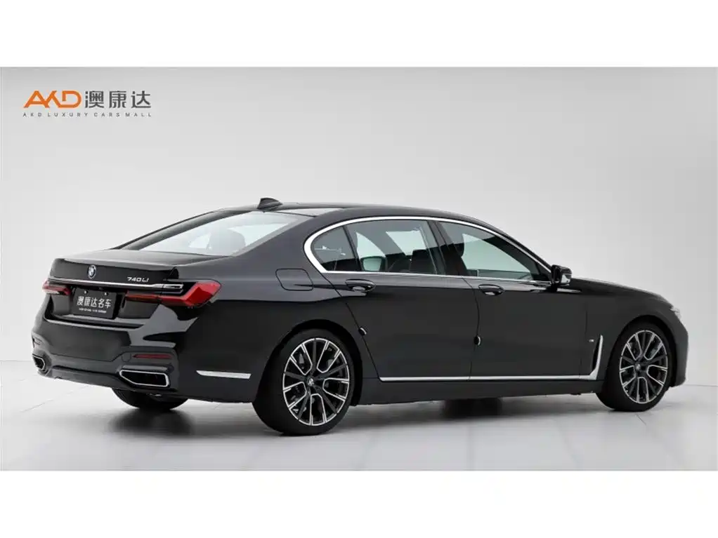 BMW 7 Series — миниатюра 3