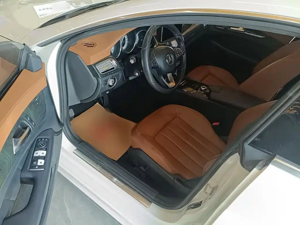 Mercedes-Benz CLS — миниатюра 16