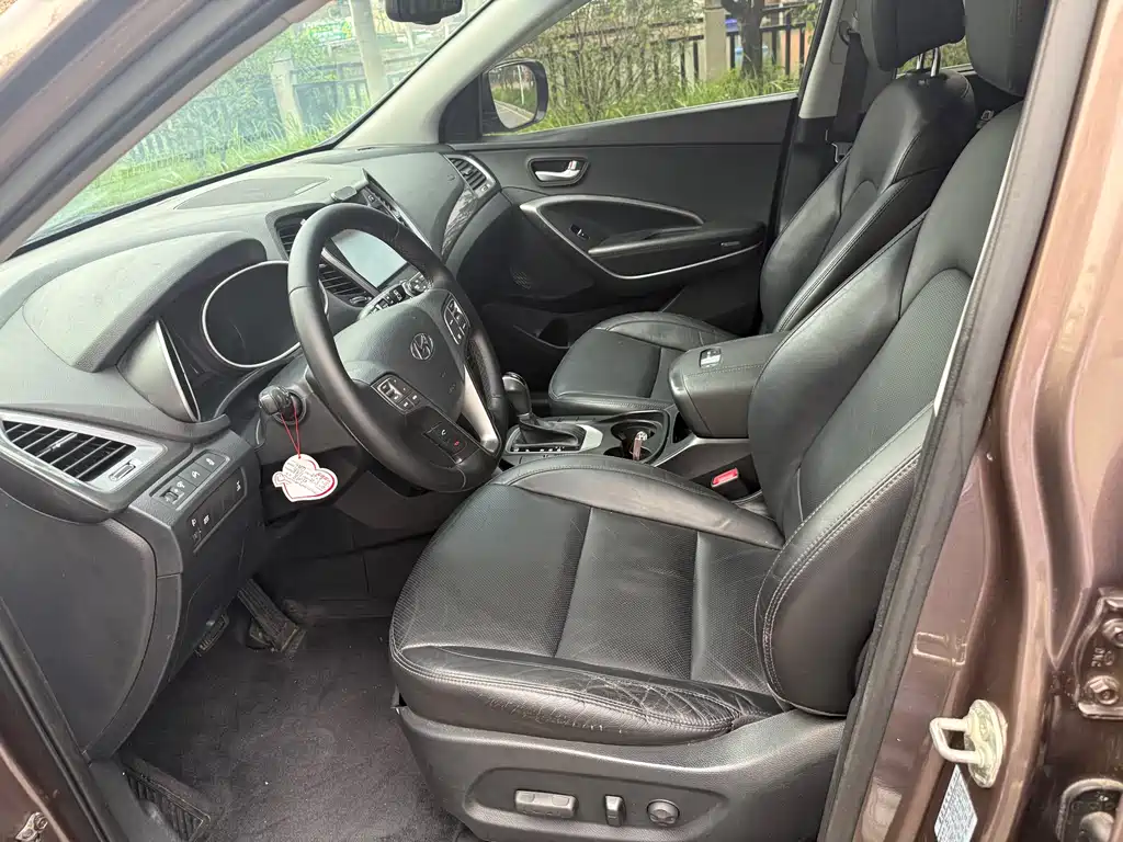 Hyundai Santa Fe 2.4L Auto 4WD Smart Type 5 seats, фото 4