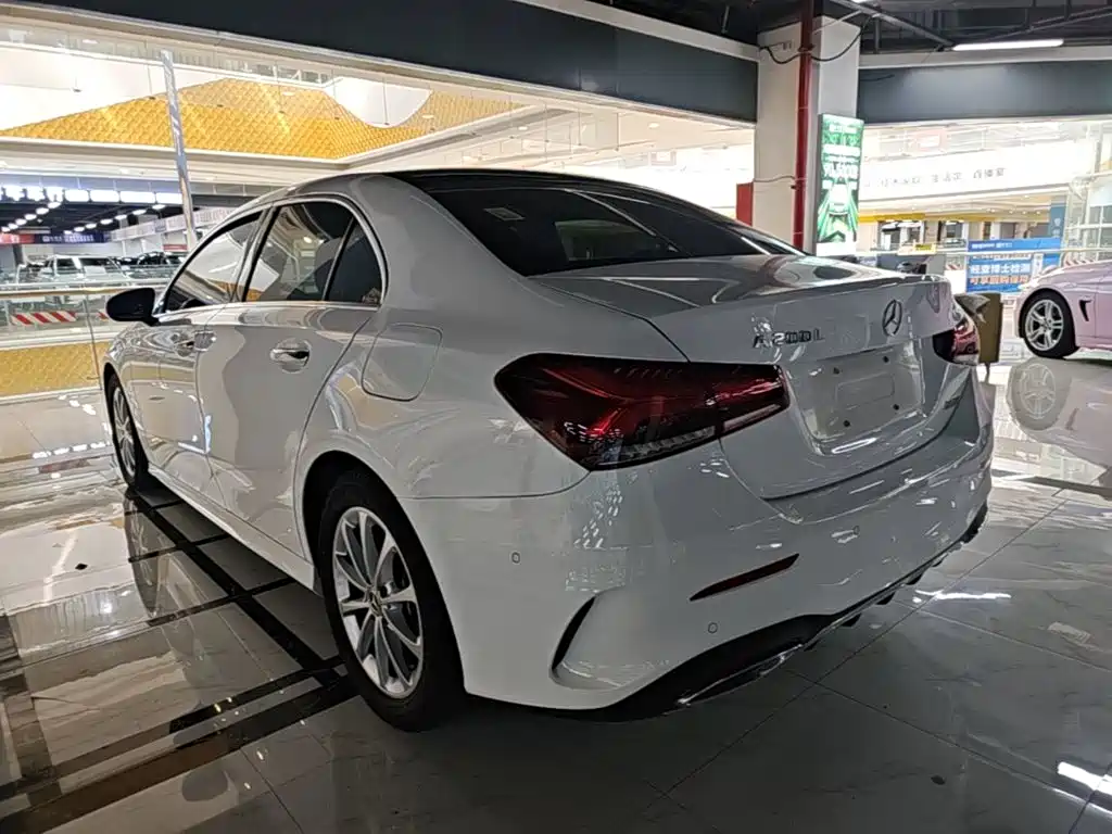 Mercedes-Benz A-Class — миниатюра 5